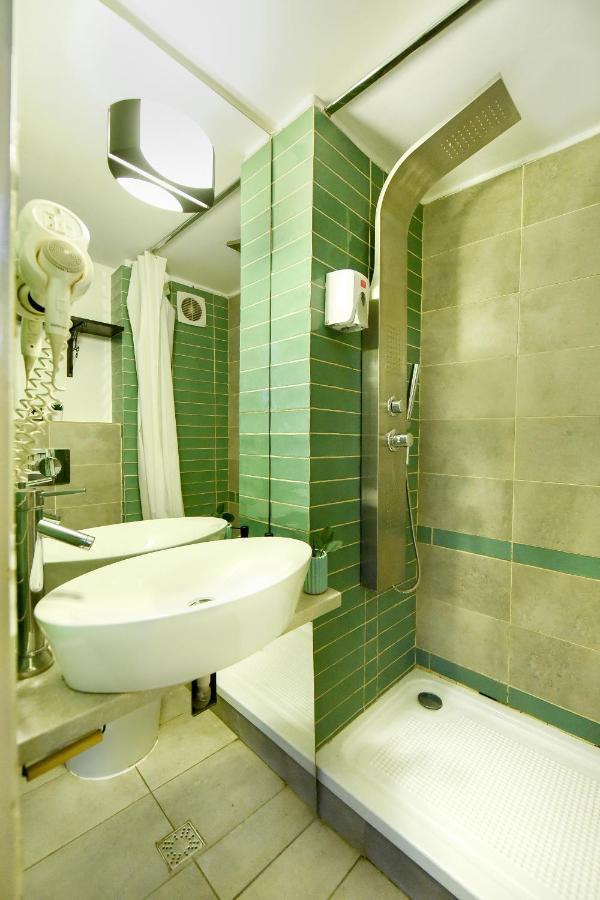 Captivating Old Town Apartment Bucarest Extérieur photo